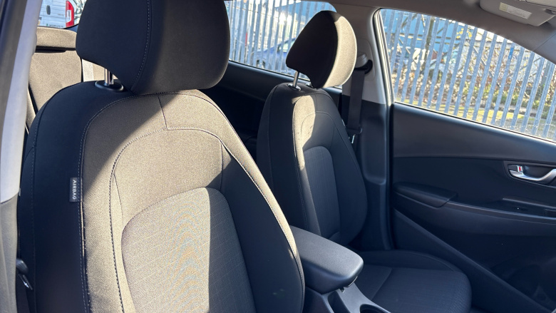 Hyundai Kona 1.6 GDi Hybrid SE Connect 5dr DCT Hybrid Hatchback